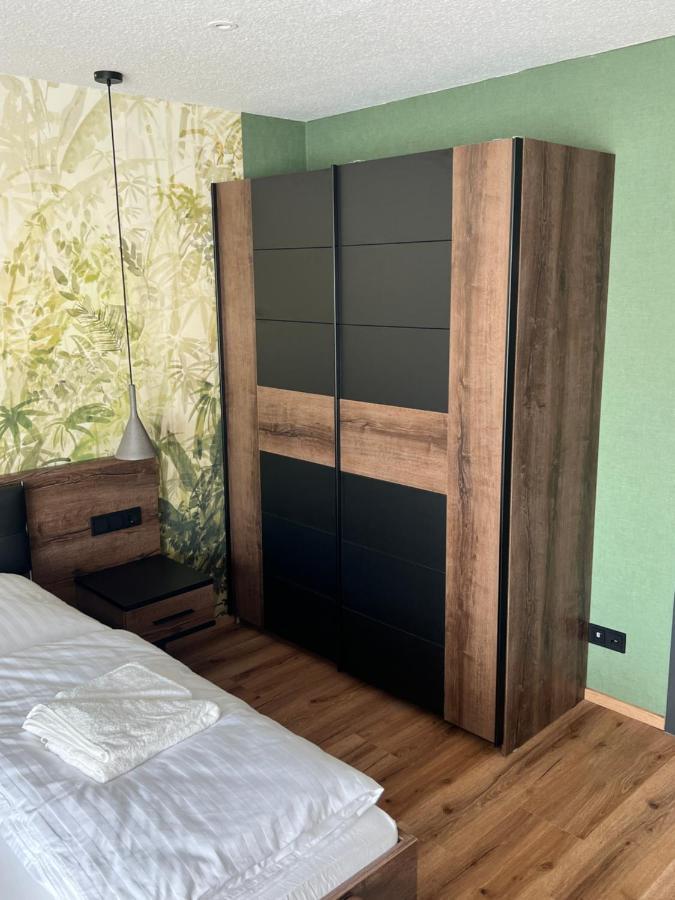 Gemuetliches Studio Im Stadtkern Mit Kanalblick Emden Exterior foto